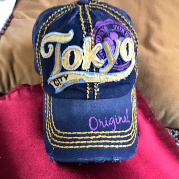 Robin Ruth Accessories - ROBIN RUTH Tokyo Ball Cap bought in Tokyo airport